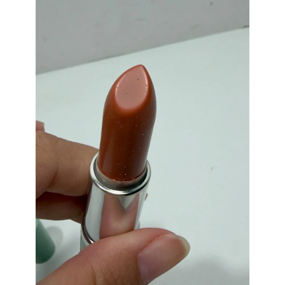 Clinique Different Lipstick Tender Heart Brownish Pink Nude 0.14oz 4g Green Tube